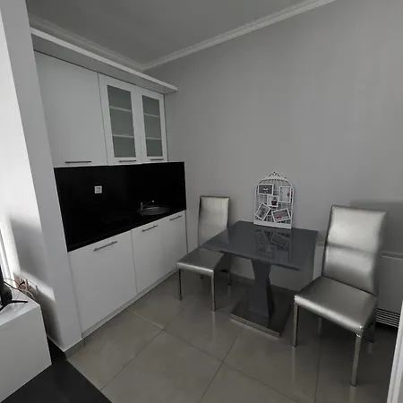 Apartment Diamond Nin